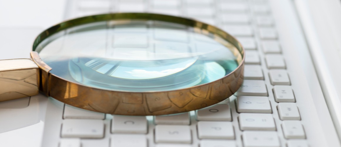 Quando si tratta di ottimizzare un sito web per i motori di ricerca, Google Search Console e Bing Webmaster Tools sono due strumenti fondamentali per ogni esperto di SEO e copywriter. Queste piattaforme forniscono dati preziosi sulle prestazioni del tuo sito web nei motori di ricerca e consentono di prendere decisioni informate per migliorare la sua visibilità online.